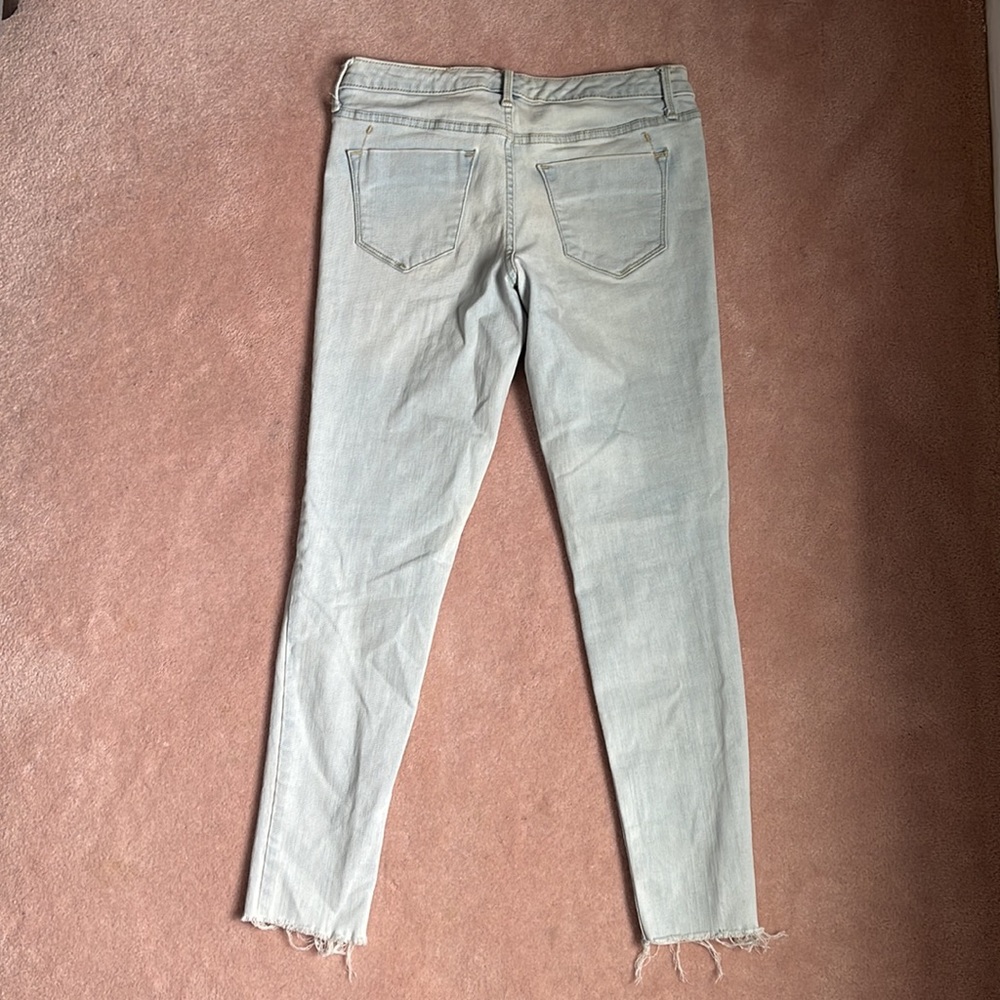 Mid Rise Denim Legging - Picture 12 of 16